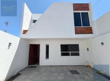 Casa · 156m² · 3 Recámaras · 2 Estacionamientos · Casa en Venta - Santa Maria Ixtulco, Tlaxcala