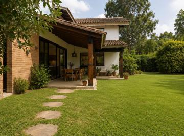 Casa · 250m² · 3 Recámaras - galeriad14 · Casa de Campo con Amplio Jardín en Acatitlán, a Pasos de Los Caracoles