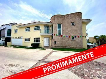 Casa · 313m² · 4 Recámaras · 2 Estacionamientos · Frac. del Pilar Residencial 4 Hab. 2 Niveles