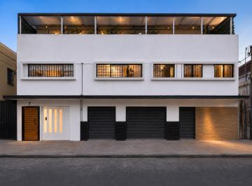 Casa uso de suelo de 3 habitaciones, Miguel Hidalgo · Remate Bancario - Casa con Locales 250 m² con 3 Recámaras en Venta en San Miguel Chapultepec