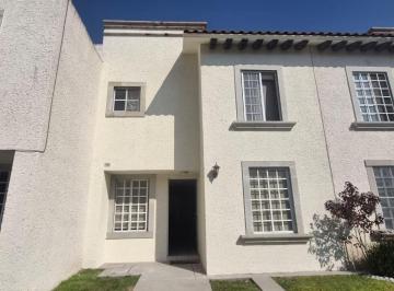 Casa de 3 habitaciones, Celaya · Casa Amueblada en Renta en Fraccionamiento La Cantera