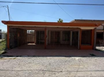 Casa de 2 habitaciones, Victoria · Casa en Venta, Sahop