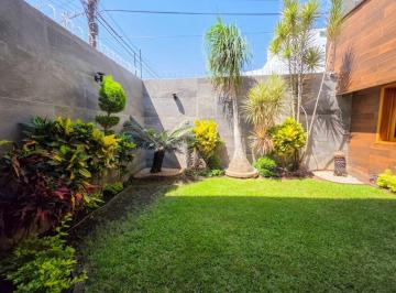 Casa de 6 habitaciones, Cuernavaca · Renta Casa en Fraccionamiento con Vigilancia Zona Sur