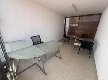 1 · Oficina en Renta en Av Vallarta con Servicios Incluidos
