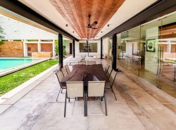 6a7c869a661ed6bd43cb33366872ea622e1e062d0adcb077505949b9d7e515b4 · Casa en Venta en El Country Club de Merida Yucatan