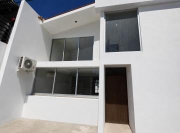 Casa uso de suelo de 8 habitaciones, Guadalajara · Casa Para Uso Corporativo en Renta | 8 Oficinas con Ac