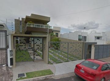 Casa de 4 habitaciones, Irapuato · Venta de Casa Monte Blanco Lomas del Pedregal Irapuato Guanajuato