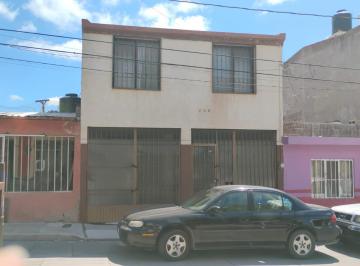 Casa de 3 habitaciones, Aguascalientes · Bonita Casa en El Ojo Caliente 3 a Media Cuadra de Av Principal