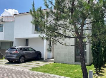 Casa · 260m² · 3 Recámaras · Casa en San Miguel Totocuitlapilco