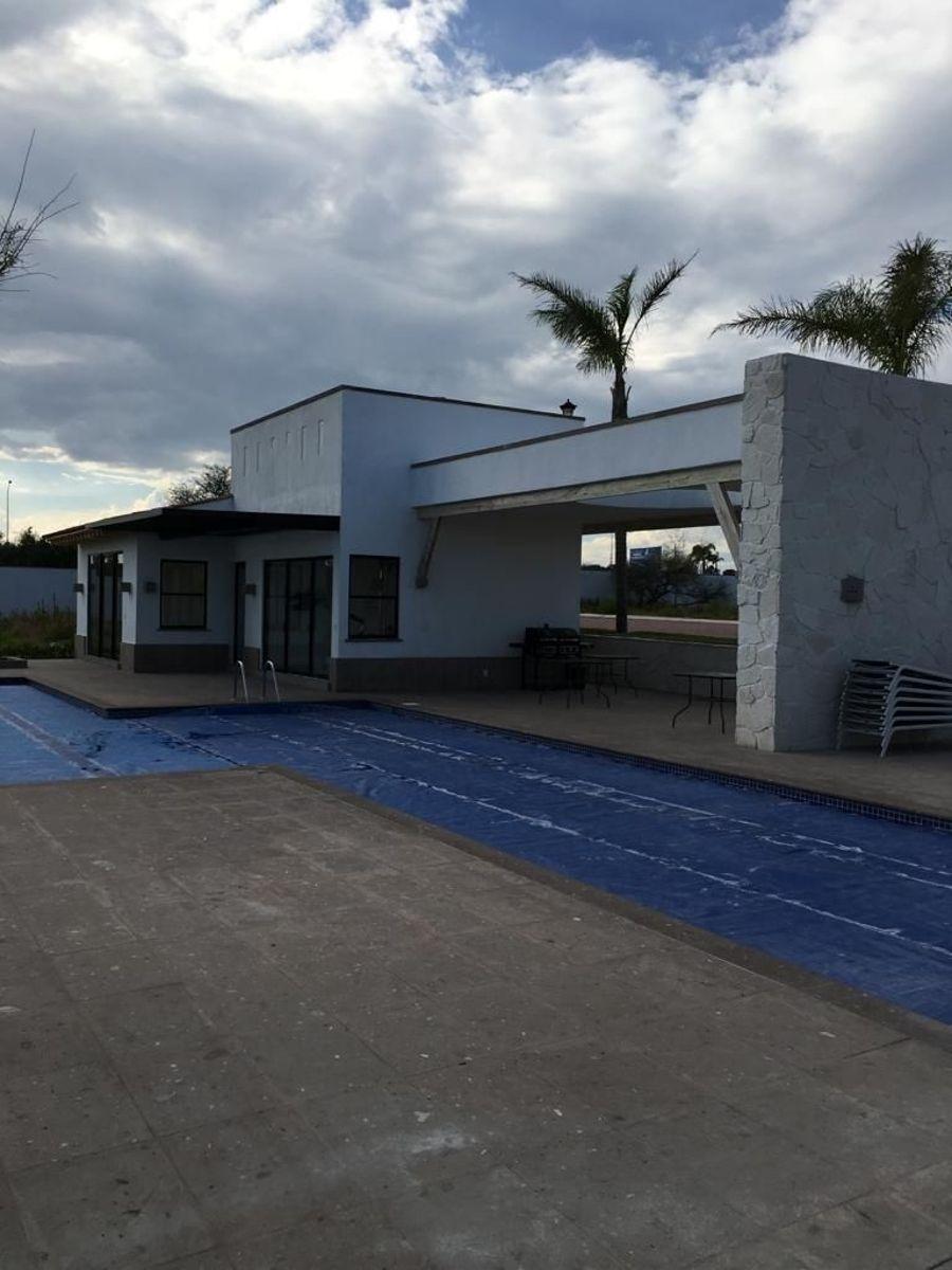 Terreno en Venta en Ciudad Maderas Sur I, Apaseo El Grande