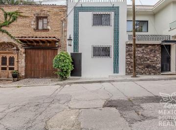 Casa de 4 habitaciones, Cuernavaca · Edificio en Venta Ideal Consultorios o Airbnb