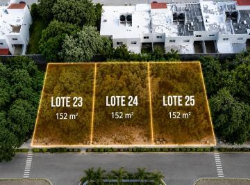 Terreno / Lote · 152m² · Terreno en Venta Av Tikal, Cancún Quintana Roo