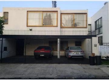 Departamento de 2 habitaciones, Zapopan · Departamento de 2 Recámaras en Renta Frente a La Uag