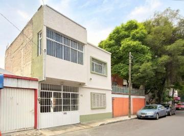 Casa de 3 habitaciones, Coyoacán · Casa en Renta Cerca del Centro Asturiano