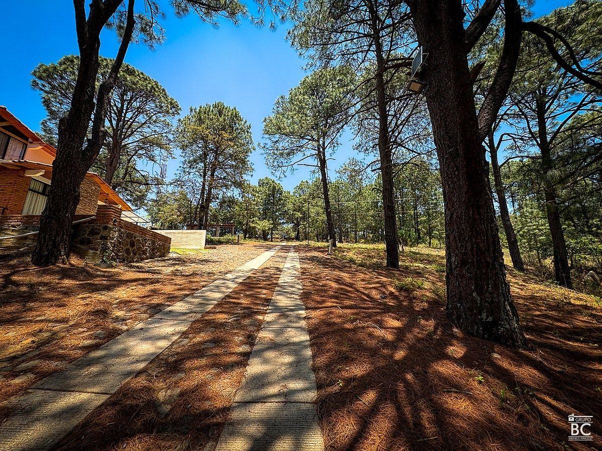 Terreno en Mazamitla. Excelente Ubicación, en Fraccionamiento.