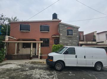 Casa de 4 habitaciones, Atizapán de Zaragoza · Casa en Venta en Lomas de Capistrano con Oficina