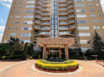 Departamento de 4 habitaciones, Huixquilucan · Remate Bancario, Departamento, Col. Residencial Club de Golf, Huixquilucan, Edomex
