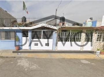 Casa de 3 habitaciones, Tultitlán · Casa en Pasaje de La Ciénega Núm. 3, Mz. 48, Lt. 14, Izcalli San Pablo, Tultitlán, Edo. Mex