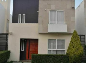 Casa de 3 habitaciones, Metepec · Remate Bancario Casa en Parque de Ocote San Miguel Totocuitl Metepec