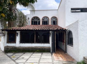 272fa98a88955b2730d0789a1679fbe1bfedc590294de475ebf7bf7854833a99 · Casa con Uso Comercial Ladron de Guevara