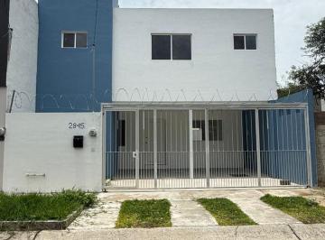 Casa de 3 habitaciones, Zapopan · Casa en Venta en Jardines del Valle, Zapopan, Jalisco