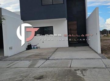 Casa en condominio · 180m² · 3 Recámaras · 2 Estacionamientos · Casa en Venta en El Fracc. Torrenza Al Poniente de La Ciudad de Aguascalientes P