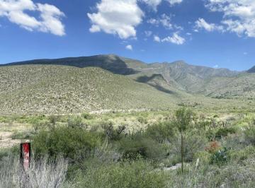 Terreno / Lote , Arteaga · Venta de Terreno en “loma del Cerrito” en Arteaga
