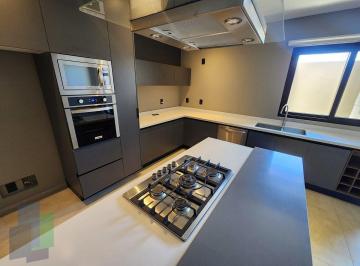 c9ee3ca3355153f24555d08e94e085be3a21fc7fda88d8fe89e5c0bce5ea055b · Casa en Renta en Villa Carriedo, Junto a El Campanario Dentro de Privada