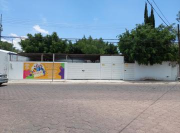 Oficina · 453m² · 5 Estacionamientos · Inmueble Comercial con Renta Vigente | Ideal Para Inversionistas | Quintas del Marqués
