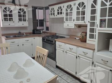Casa · 209m² · 4 Recámaras · 2 Estacionamientos · Venta de Casa 4 Recamaras Frac Hacienda San Rafael Saltillo