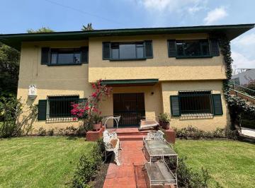 Casa de 3 habitaciones, Miguel Hidalgo · Casa en Venta en Esquina de Sierra Nevada