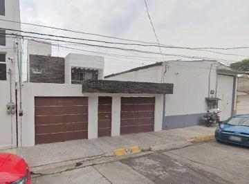 Casa de 4 habitaciones, Atizapán de Zaragoza · Venta de Casa en Jardines de Atizapan, Estado de Mexico.