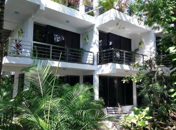 Edificio · 1100m² · 14 Recámaras · Hotel en La Quinta Av Playa del Carmen / Hotel On 5th Avenue