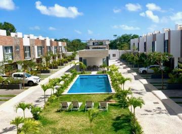 Casa · 143m² · 3 Recámaras · 2 Estacionamientos · Casa con Seguridad y Amenidades / Home With Security And Amenities