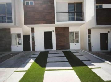 Casa de 3 habitaciones, Chihuahua · Renta Casa Zona Uvm Fraccionamiento Malaga