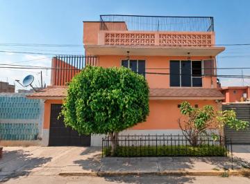 Casa de 4 habitaciones, Nezahualcóyotl · Remate Bancario, Casa en Estado de México, Nezahualcóyotl.
