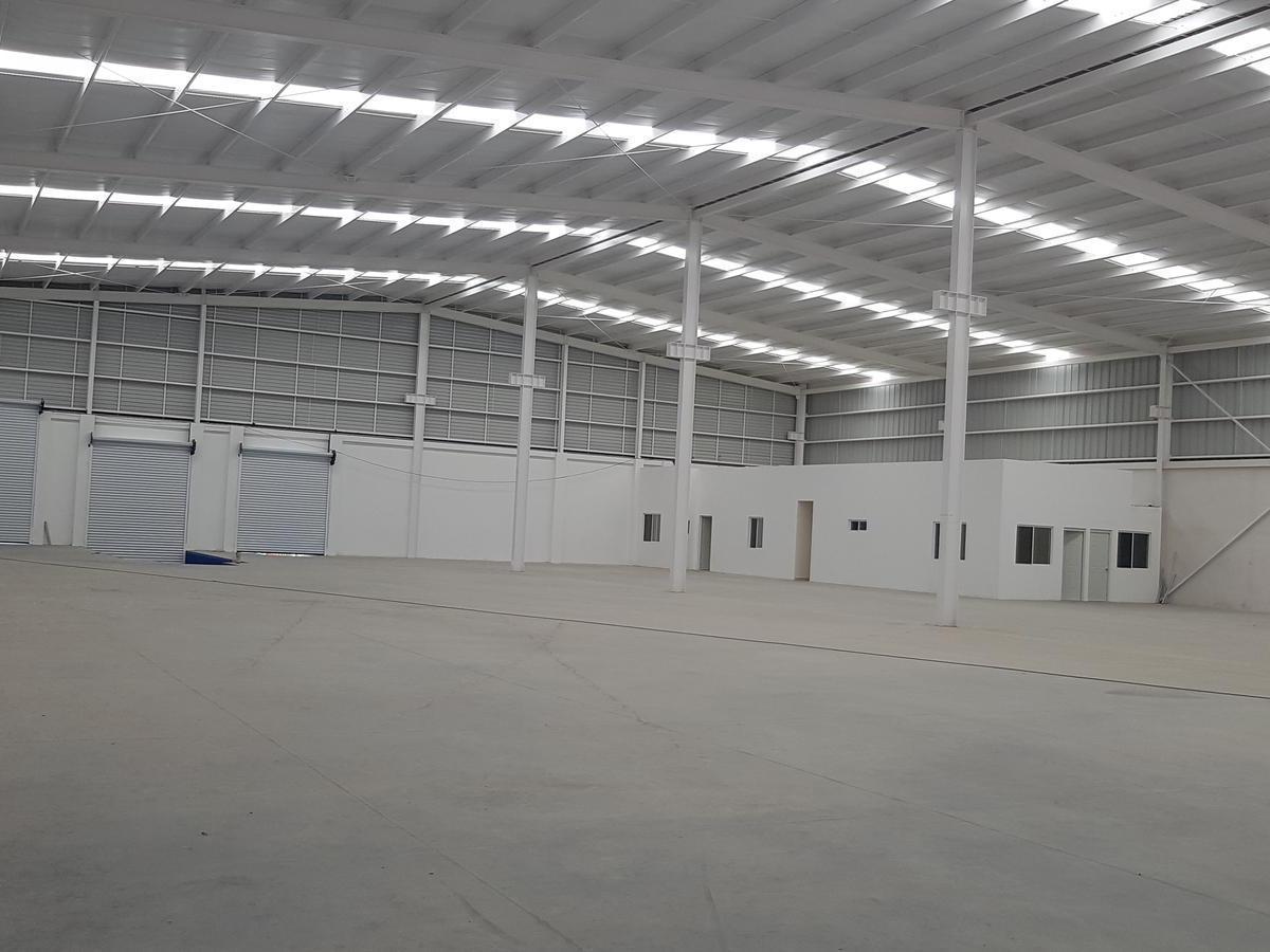 Warehouse for Rent of 1835 m Escobedo Nuevo León.