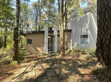 Casa en condominio de 1 habitación, Valle de Bravo · Casa en Renta en San Simón