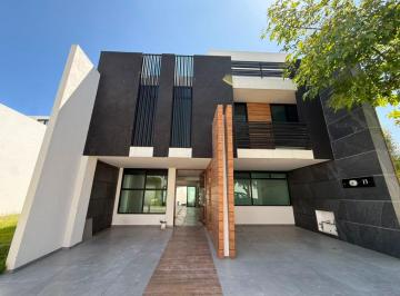 Casa de 4 habitaciones, San Andrés Cholula · Casa en Renta Lomas de Angelópolis, San Andrés Cholula, Puebla.
