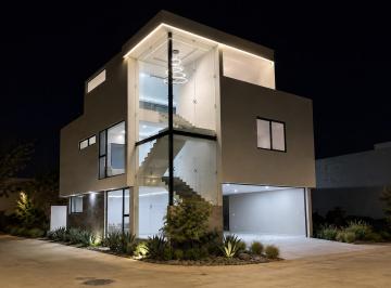 Casa de 4 habitaciones, Zapopan · Venta Casa en Solares Residencial Zapopan Jalisco