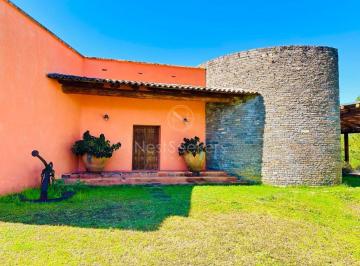 Rancho de 1 habitación, Valle de Bravo · Rancho en Venta en Acatitlán