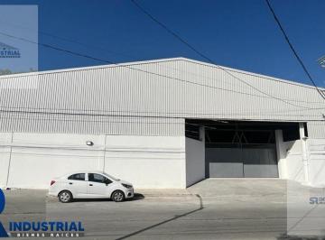Bodega comercial · 2400m² · 1 Recámara · 3 Estacionamientos · Bodega en Renta Zona Escobedo
