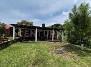 Casa · 200m² · 6 Recámaras · 8 Estacionamientos · Cabañas en Venta en La Yerbabuena, Comala, Colima