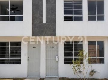 Departamento · 100m² · 4 Recámaras · 1 Estacionamiento · Casa en Venta en Los Heroes Chalco