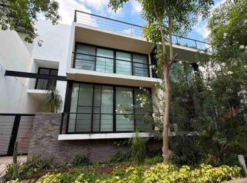 Casa de 3 habitaciones, Cancún · Residencia en Renta en Laguna 1, Puerto Cancún