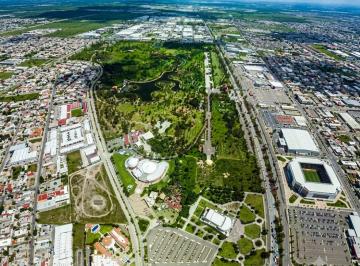 Local comercial , Puebla · Renta Locales Comerciales Nuevos Zona Los Fuertes, Puebla - 1,500 m²