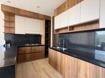 Casa de 4 habitaciones, Querétaro · Casa en Renta con Recamara en Pb en Altozano