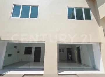 Oficina · 380m² · 5 Recámaras · 3 Estacionamientos · Casa en Renta Para Oficinas en Lindavista Cerca del Parque Miguel Alemán