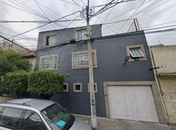 Casa de 4 habitaciones, Iztacalco · Casa en Venta en Agricola Oriental, Iztacalco