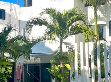 Casa · 3 Recámaras · Casa en Venta en La Supermanzana 45 en Cancún